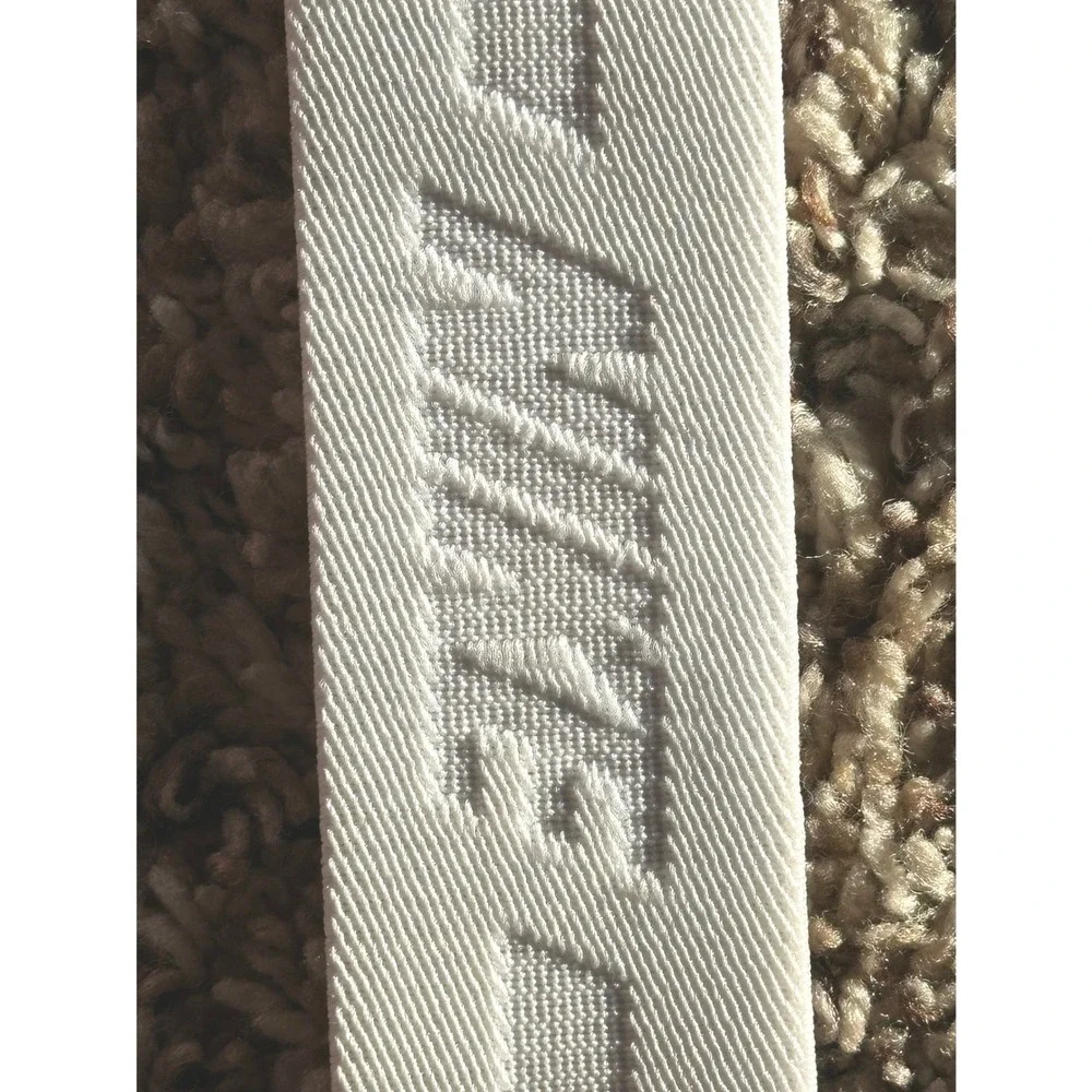 Nike Golf/Baseball Mens Stretch Web Belt White Adjustable Swoosh One Size